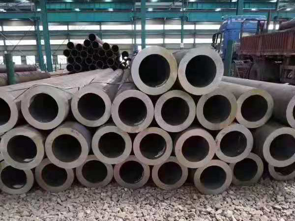 石油裂化管